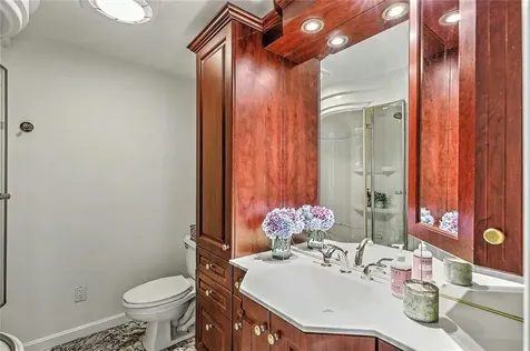88 Nichols Road North Kingstown RI 02852