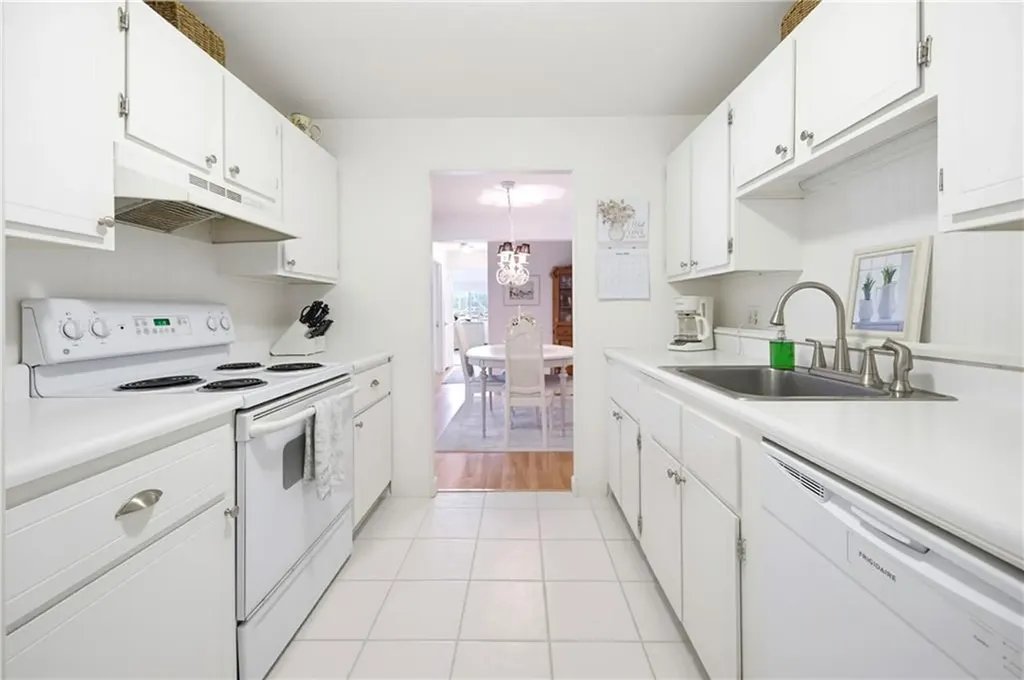 300 Smithfield Road North Providence RI 02904