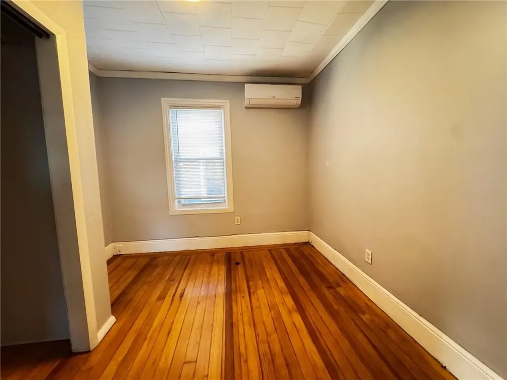 72 Courtland Street Providence RI 02909