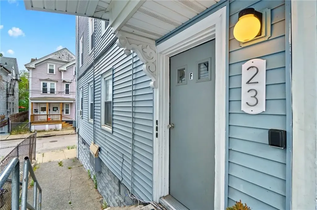 23 Penn Street Providence RI 02909