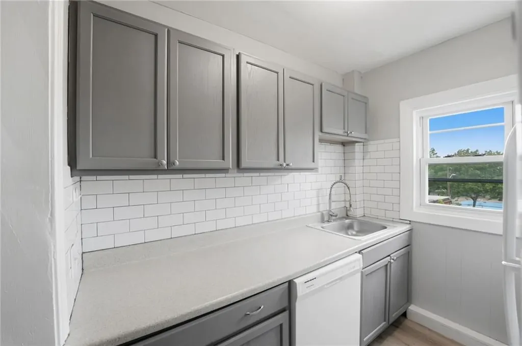 23 Penn Street Providence RI 02909
