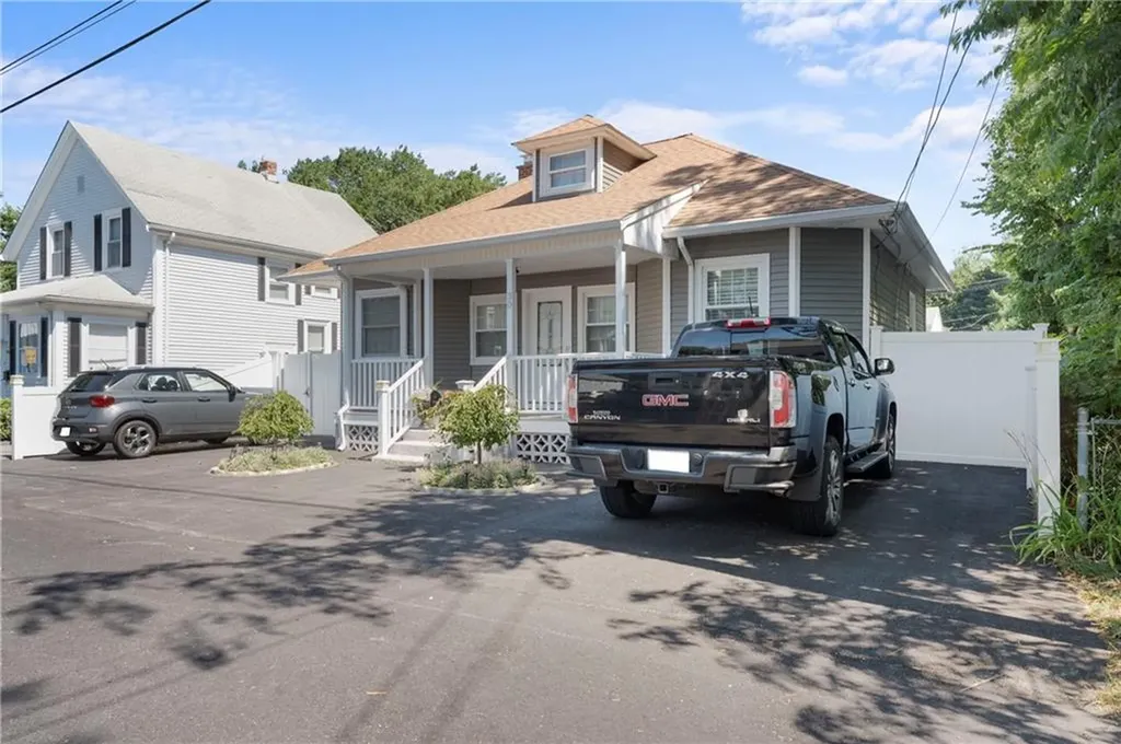 30 Ide Avenue East Providence RI 02914