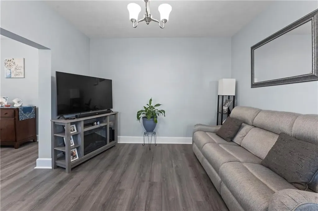 30 Ide Avenue East Providence RI 02914