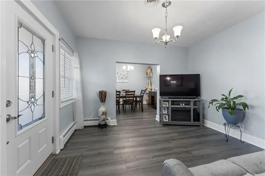 30 Ide Avenue East Providence RI 02914