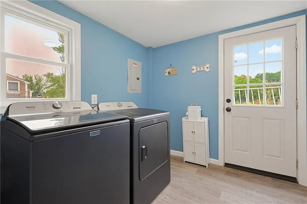 12 Mill Road Richmond RI 02832