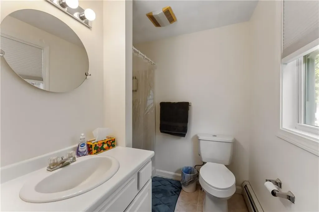 16 Rachella Court East Providence RI 02914