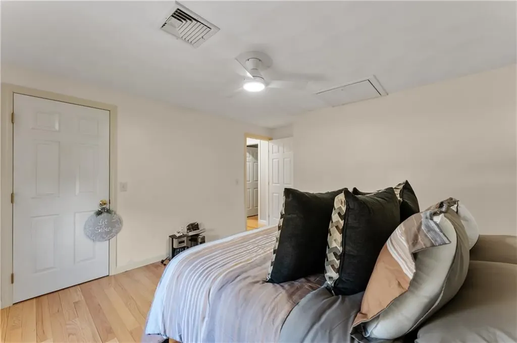 16 Rachella Court East Providence RI 02914