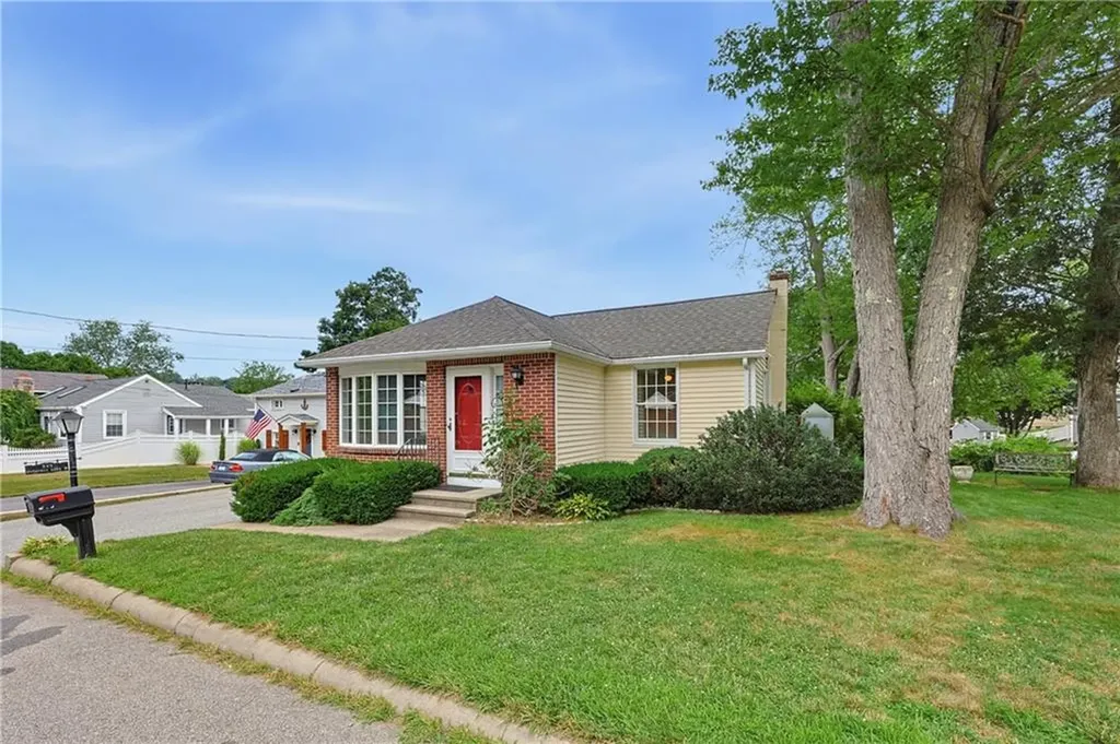 200 Waterman Lake Drive Glocester RI 02814