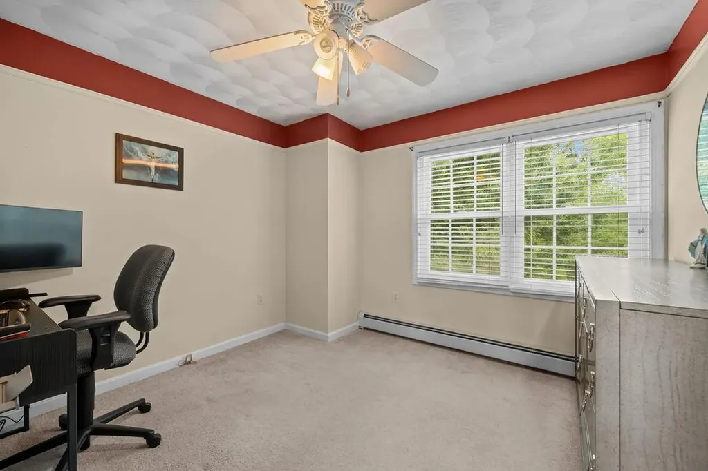 19 Desmar Court Warwick RI 02889