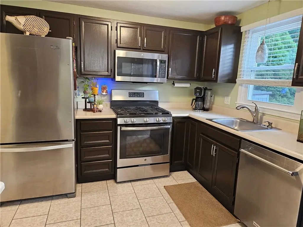 154 Bear Hill Road Cumberland RI 02864
