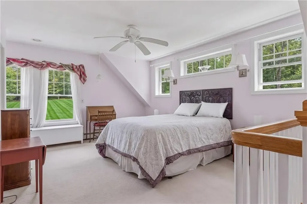 102 Woodbine Road South Kingstown RI 02879