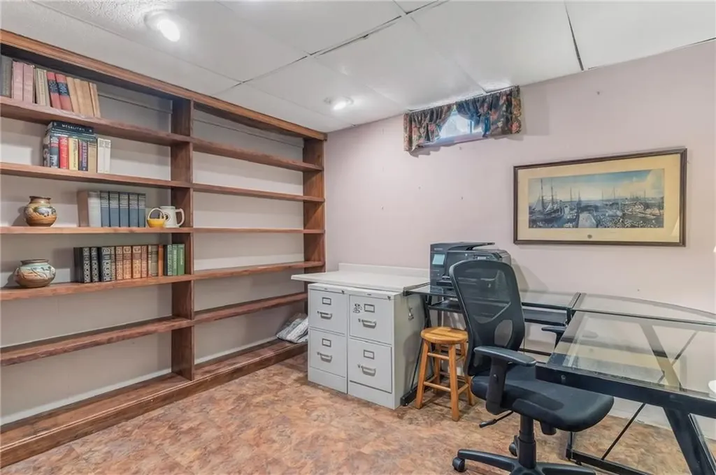 102 Woodbine Road South Kingstown RI 02879