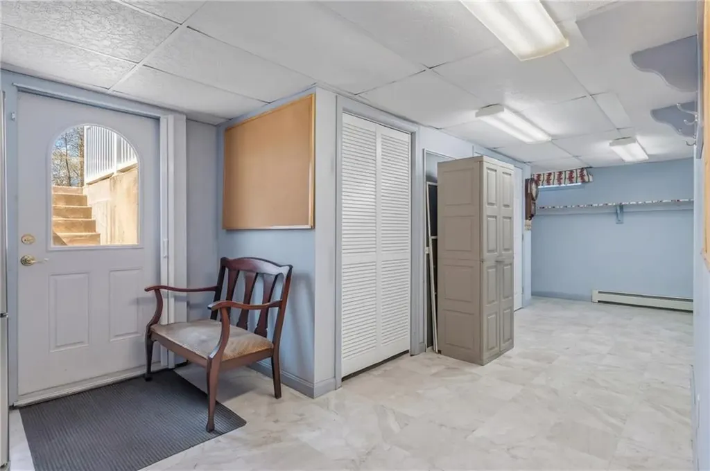 102 Woodbine Road South Kingstown RI 02879