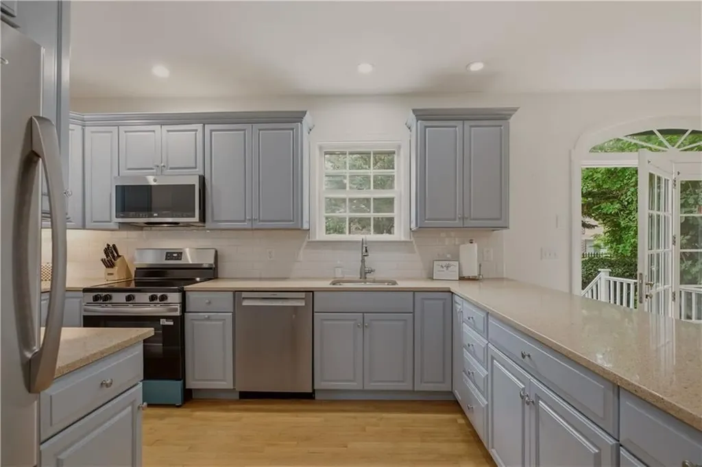 7 Clay Street Newport RI 02840