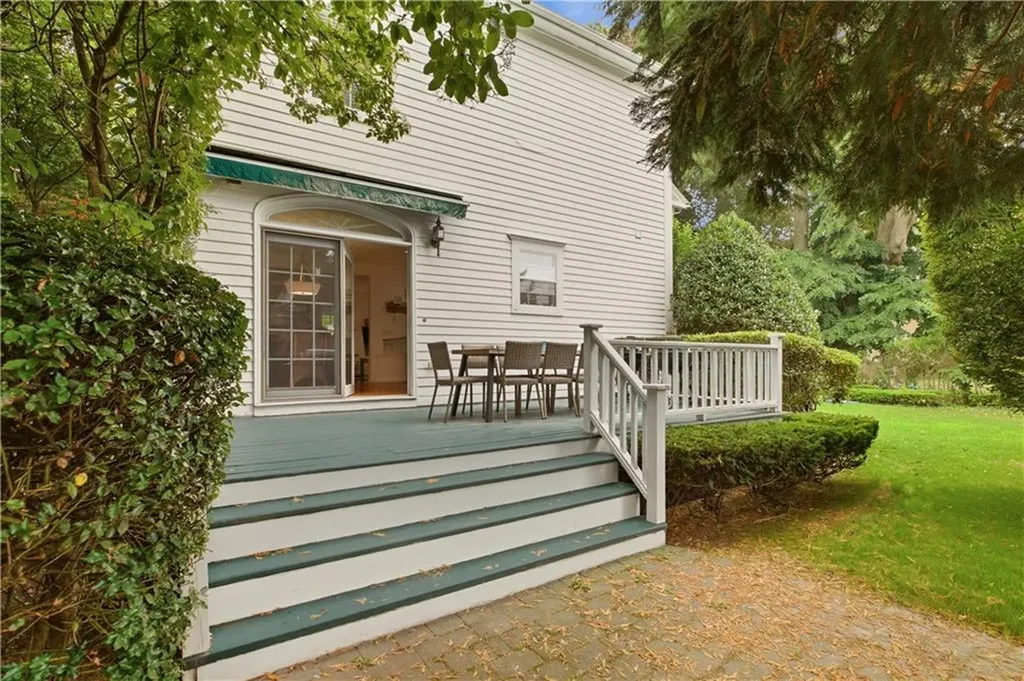 7 Clay Street Newport RI 02840