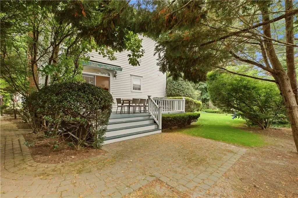 7 Clay Street Newport RI 02840