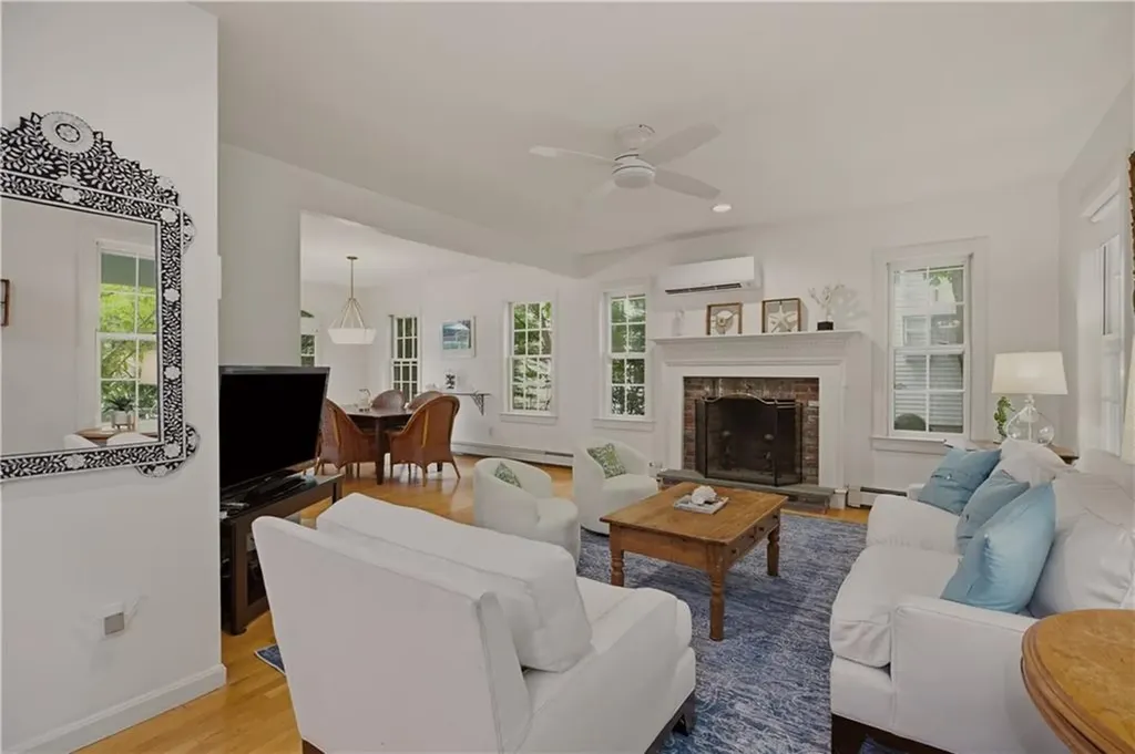 7 Clay Street Newport RI 02840