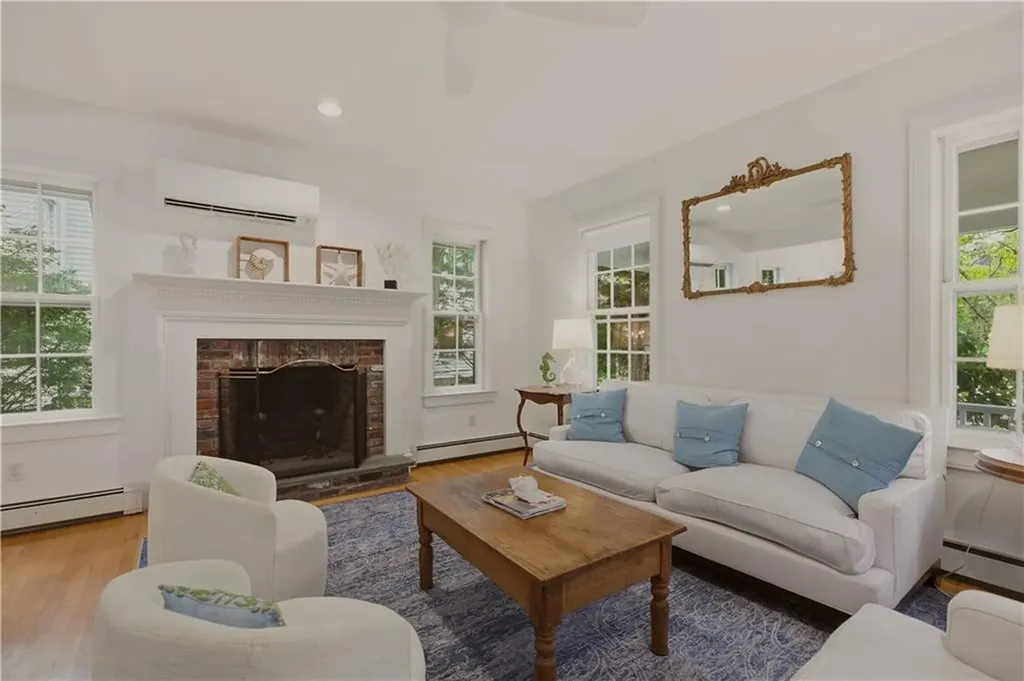 7 Clay Street Newport RI 02840
