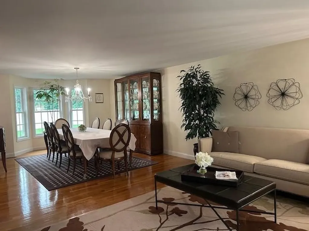 190 Hope Road Cranston RI 02921