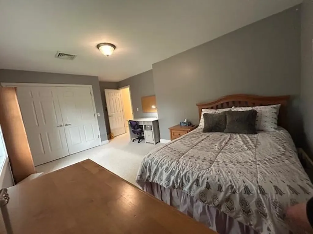 190 Hope Road Cranston RI 02921