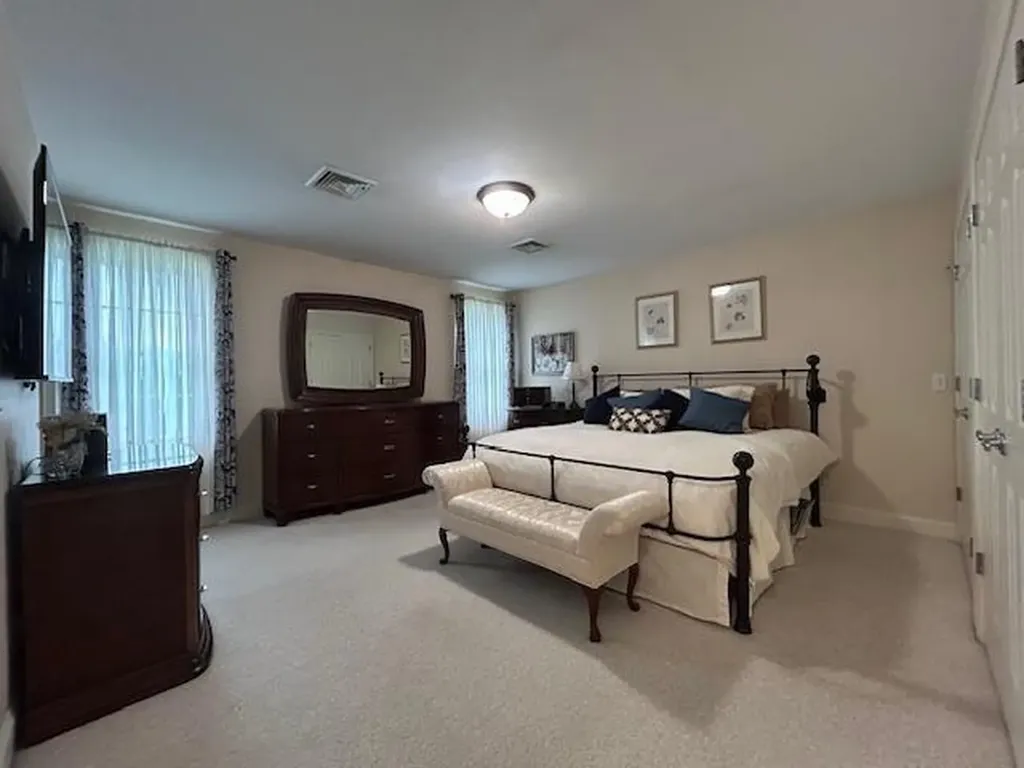 190 Hope Road Cranston RI 02921