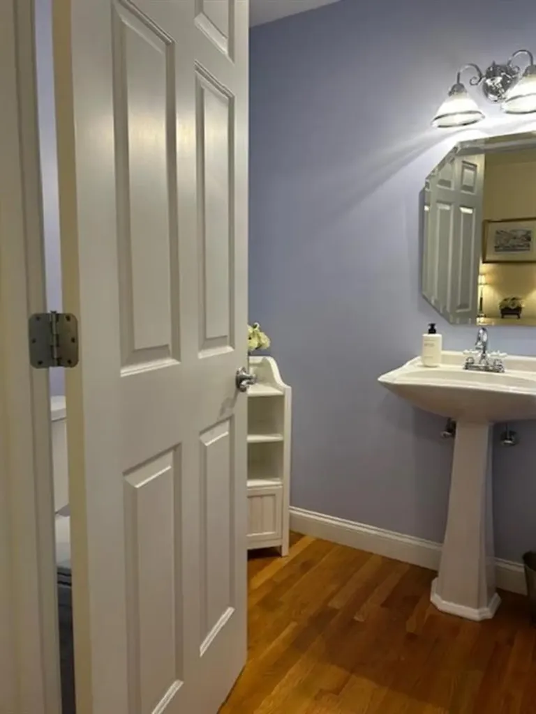 190 Hope Road Cranston RI 02921