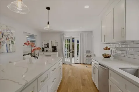 724 Woodman Street Fall River MA 02724