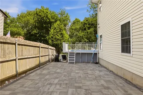 724 Woodman Street Fall River MA 02724