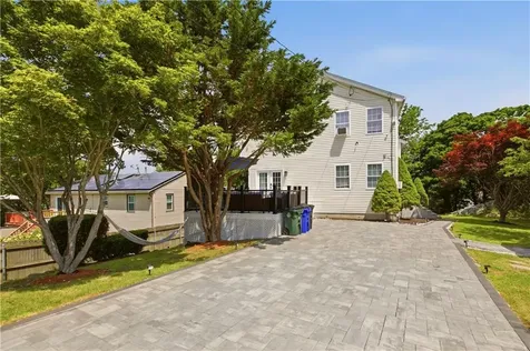 724 Woodman Street Fall River MA 02724