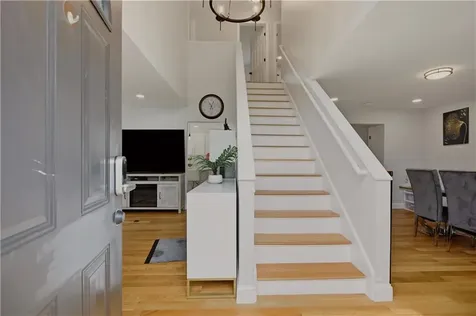 724 Woodman Street Fall River MA 02724