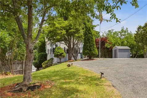 724 Woodman Street Fall River MA 02724