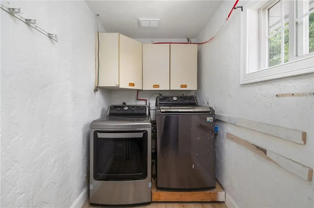 37 Gerald Street Warwick RI 02886