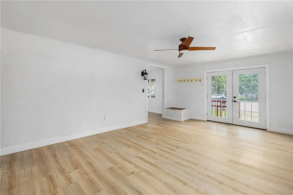37 Gerald Street Warwick RI 02886