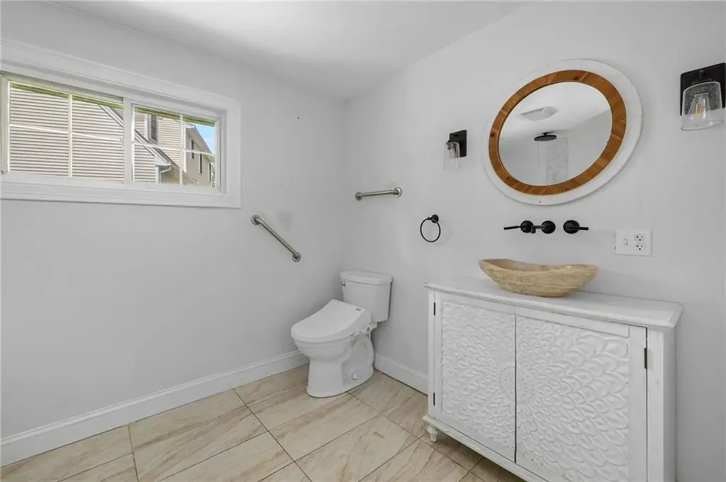 37 Gerald Street Warwick RI 02886