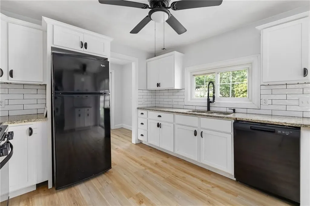 37 Gerald Street Warwick RI 02886