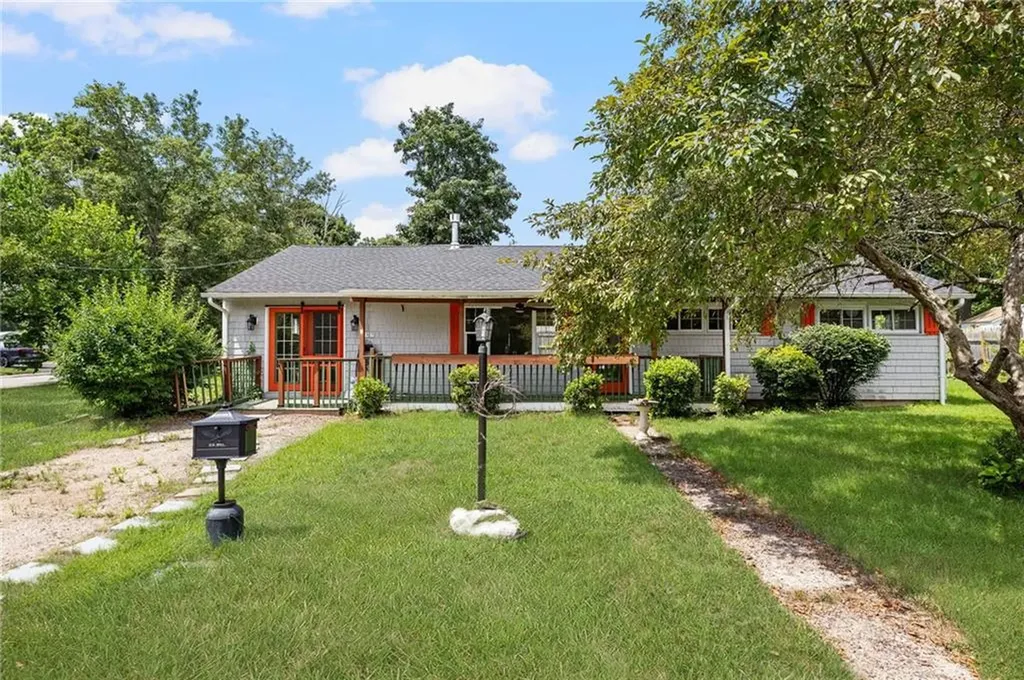 37 Gerald Street Warwick RI 02886
