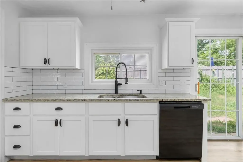 37 Gerald Street Warwick RI 02886