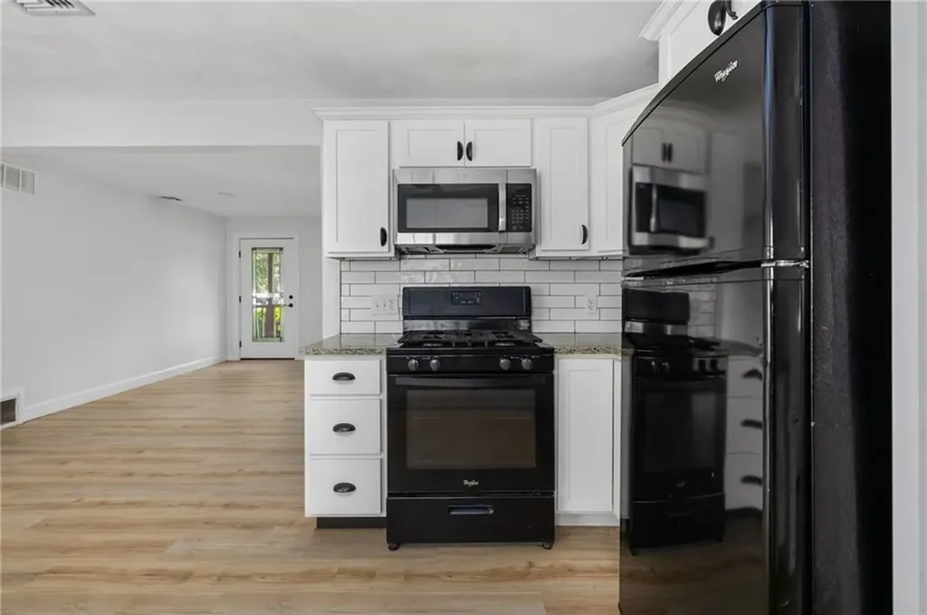 37 Gerald Street Warwick RI 02886