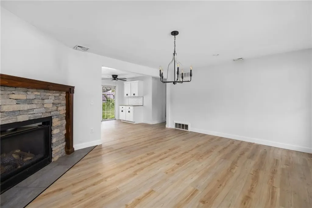 37 Gerald Street Warwick RI 02886