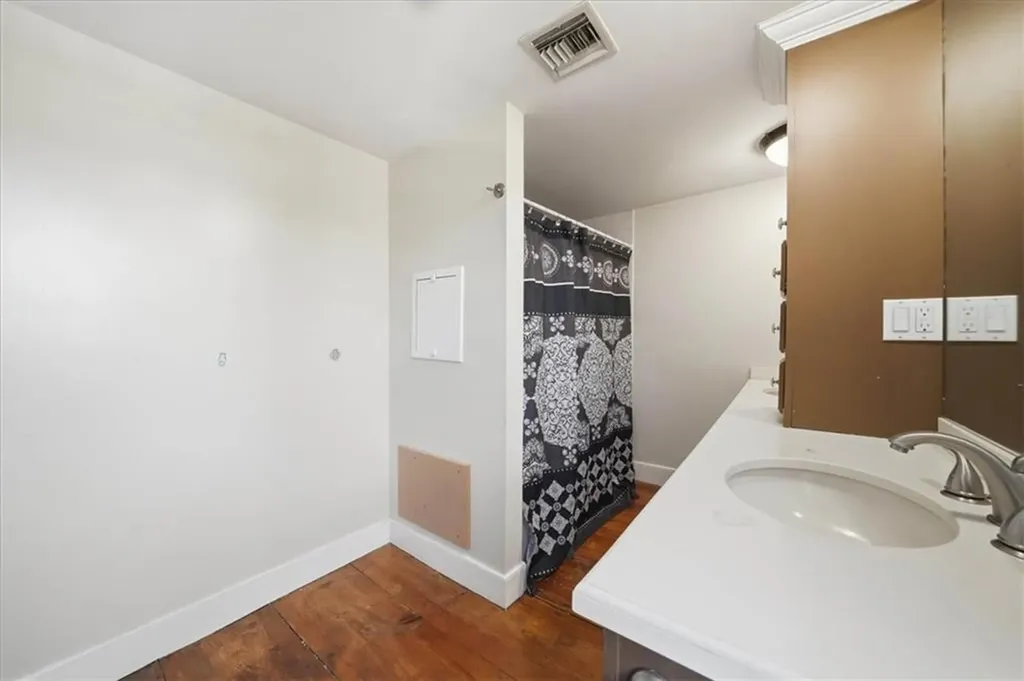 32 Equestrian Way Cranston RI 02921