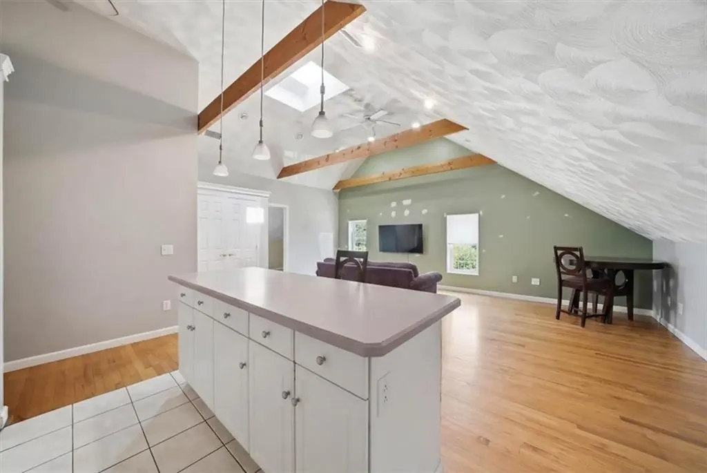 32 Equestrian Way Cranston RI 02921