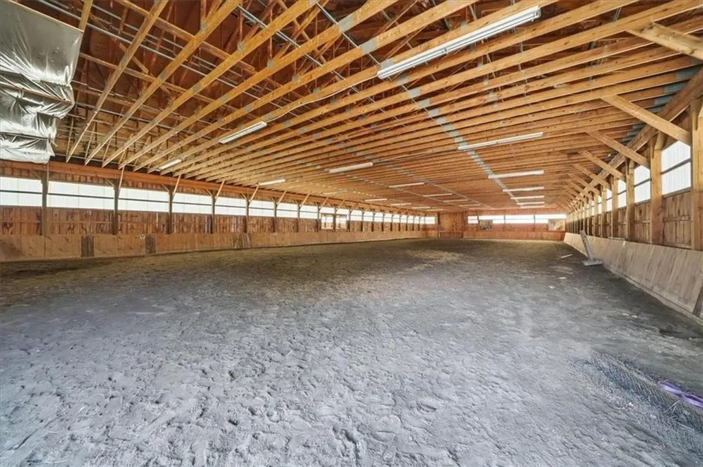 32 Equestrian Way Cranston RI 02921