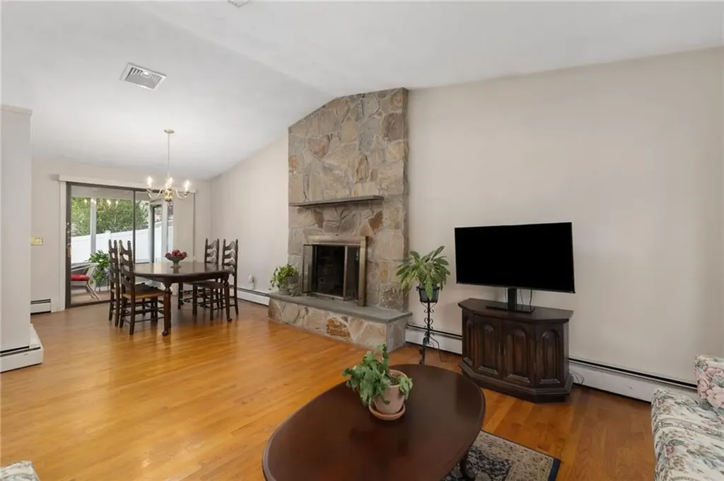 24 Morton Avenue Johnston RI 02919