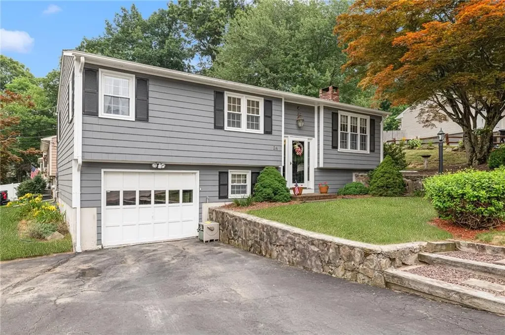 24 Morton Avenue Johnston RI 02919