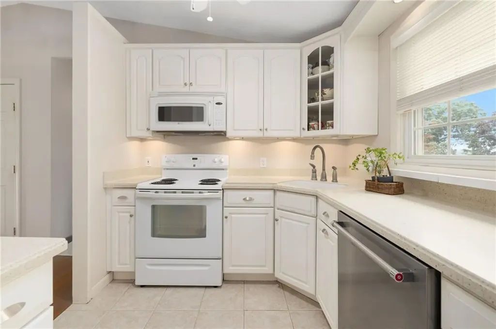 24 Morton Avenue Johnston RI 02919