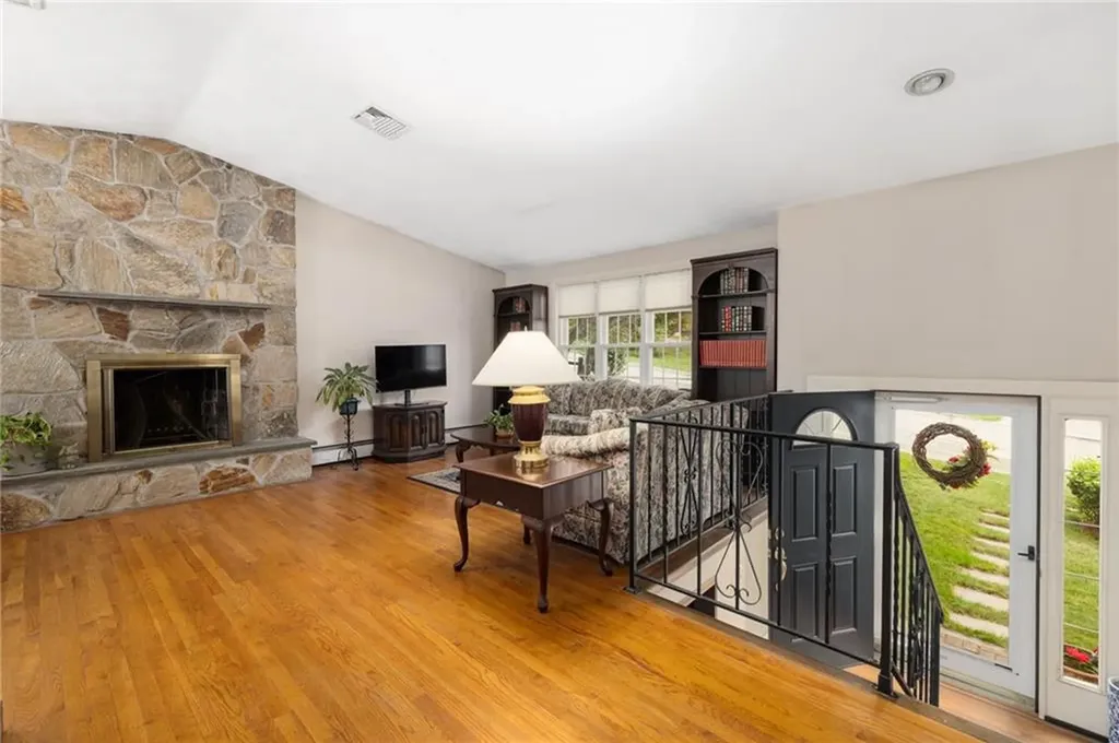 24 Morton Avenue Johnston RI 02919