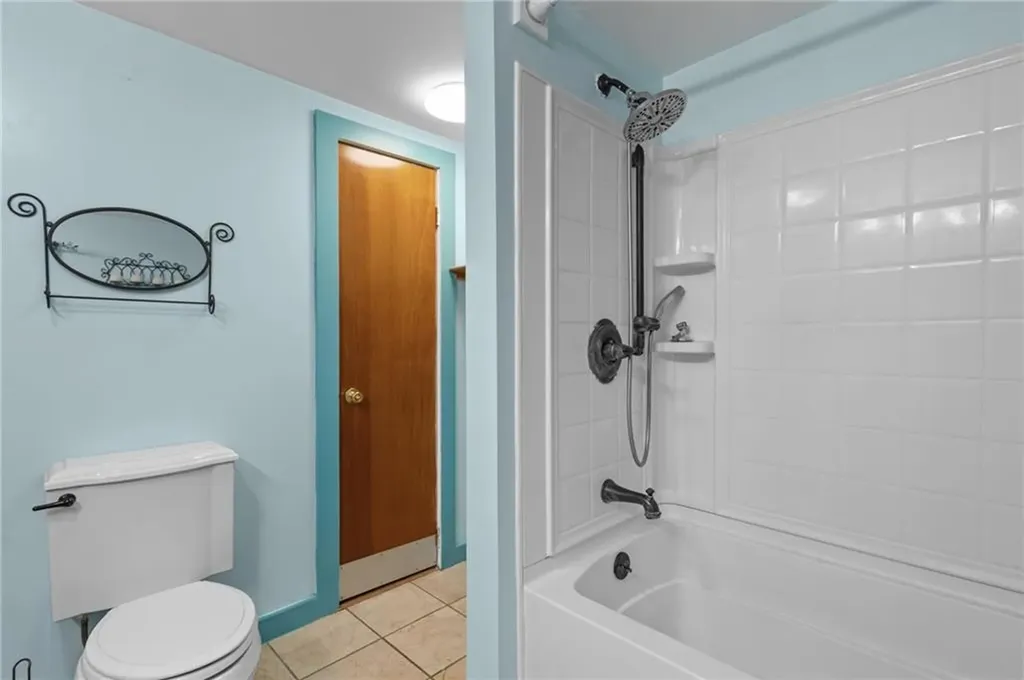 10 Ellis Road North Kingstown RI 02852