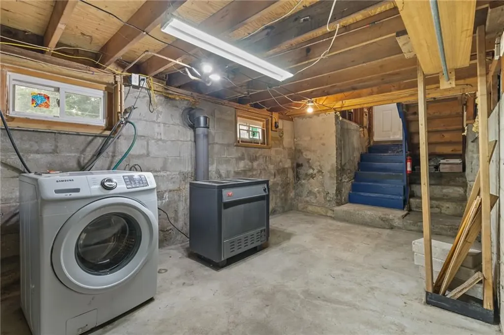 10 Ellis Road North Kingstown RI 02852