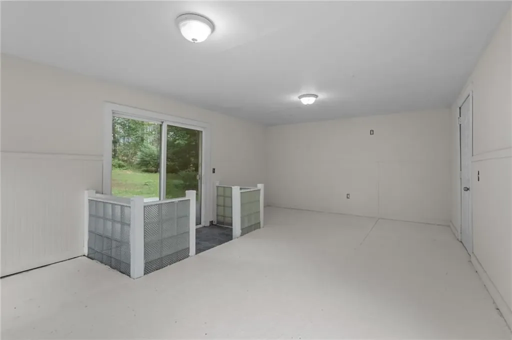 10 Ellis Road North Kingstown RI 02852