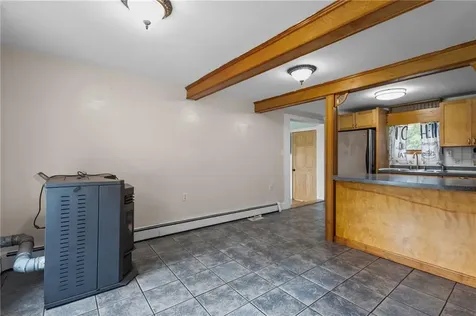 10 Ellis Road North Kingstown RI 02852